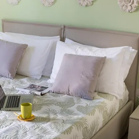 Estate4home - Casa Rosangela Апартаменты *