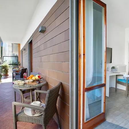 Estate4home - Casa Rosangela Апартаменты Сорренто