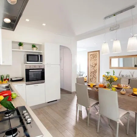 Estate4home - Casa Rosangela Lejlighed